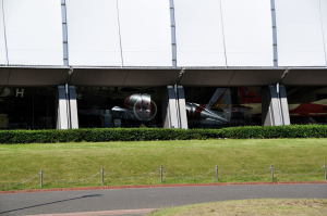 航空発祥記念館のガラス窓