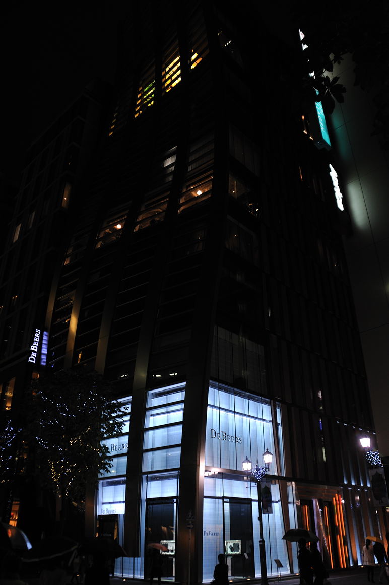 DeBeers銀座ビルに到着