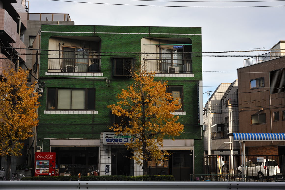 変わった建物があったはずだがと思いつつ