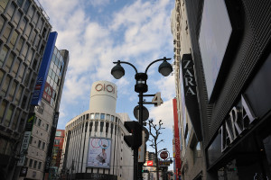 渋谷丸井の近く街灯の４